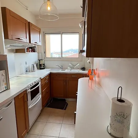Apartamento Hyeres, 3 Pieces, 4 Personnes - Fr-1-335-195 *